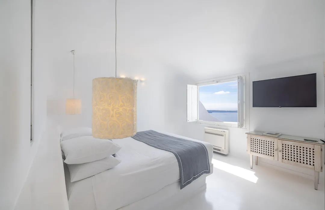 Dreams Luxury Suites-1