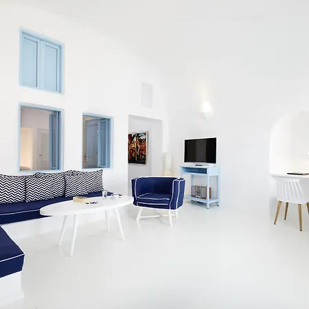 Dreams Luxury Suites-3